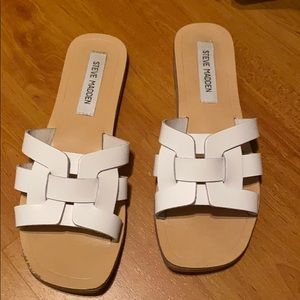 Steve Madden sandals white flats women's size 6.5